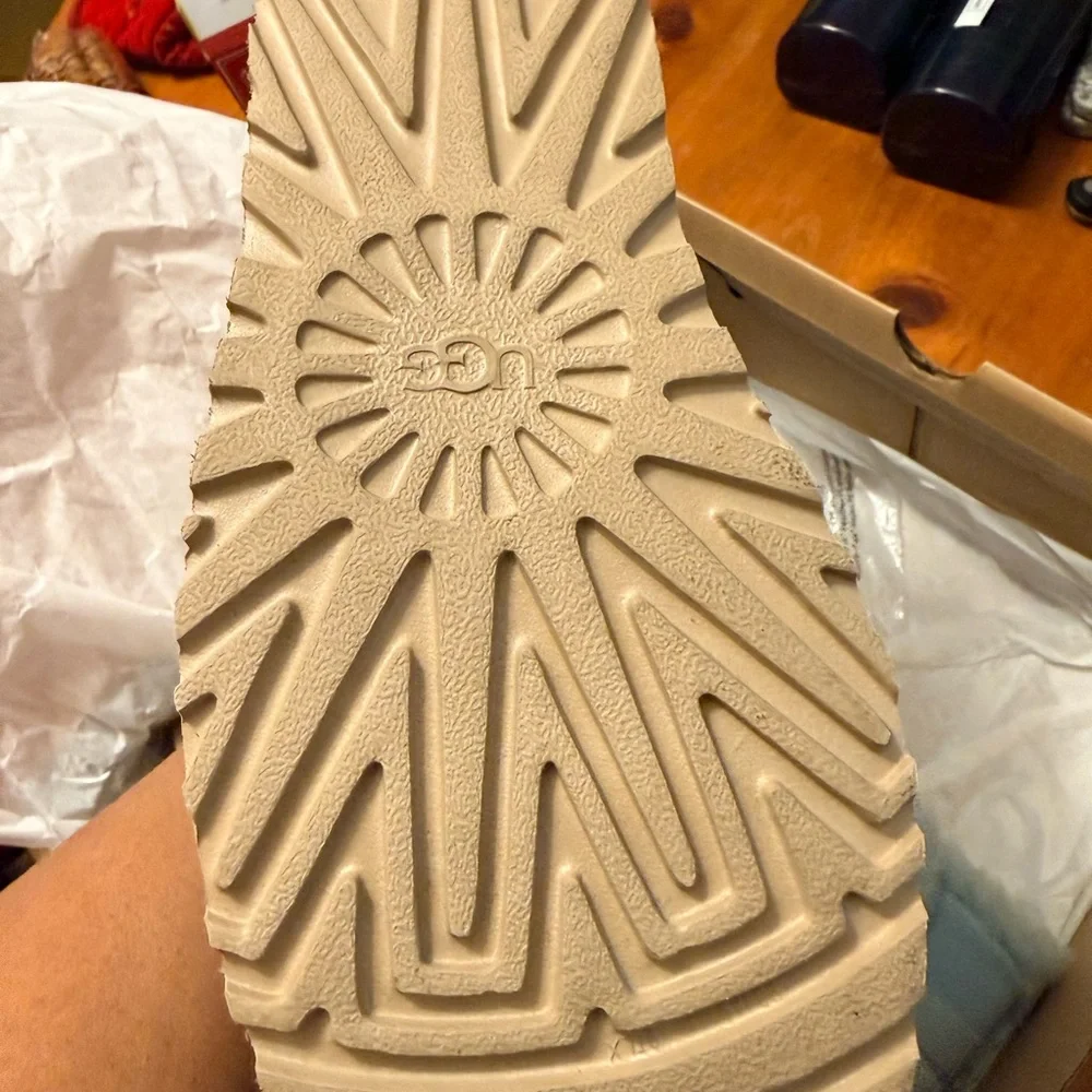 UGG Bailey boot - Picture 6 of 6